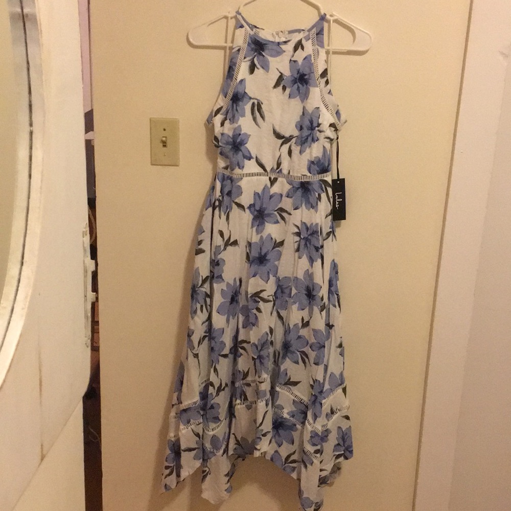 Lulus Blue & White Floral Midi Dress